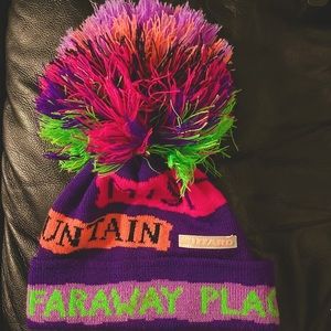 The Most NEON 80s touque you have ever seen!!!! Largest POMPOM